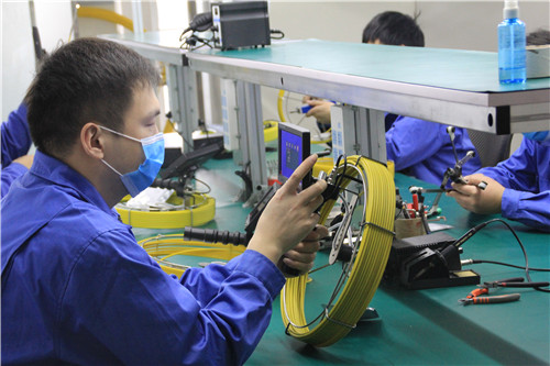 九泰科技技術人員照片